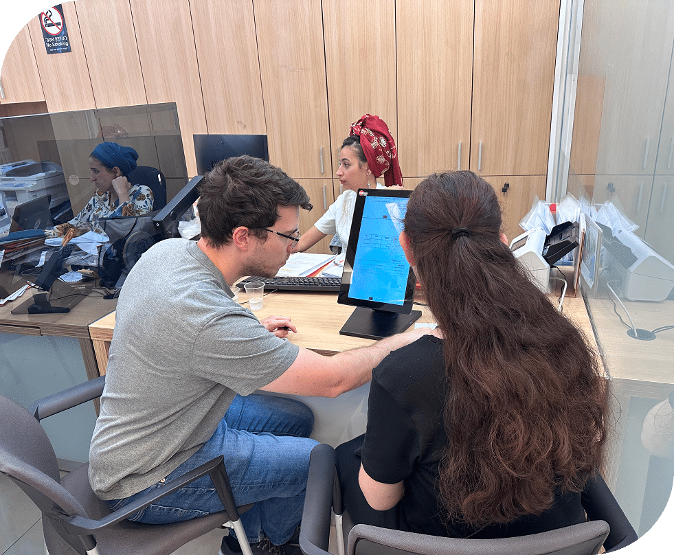 ייעוץ משכנתאות מקצועי, איחוד הלוואות להפחתת ההחזר החודשי ומחזור משכנתא לשיפור תנאים – מומחים שמלווים אותך עד חיסכון אמיתי